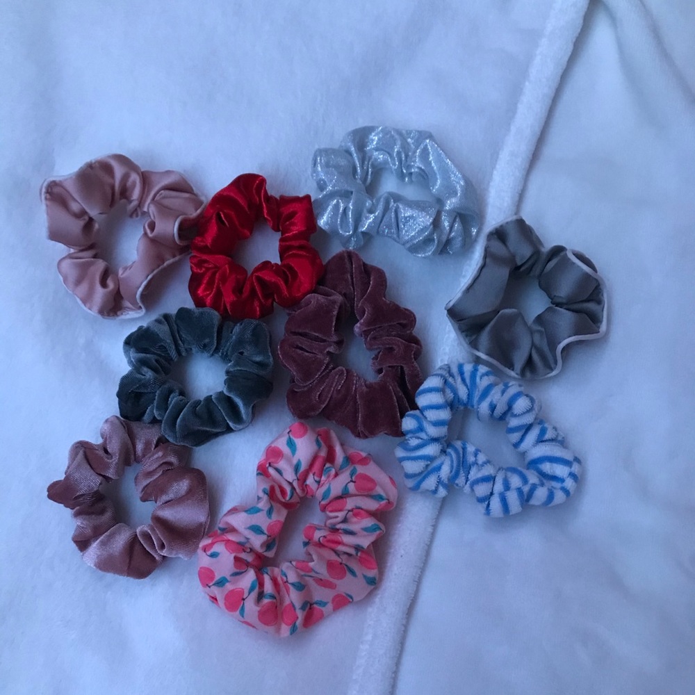 scrunchies